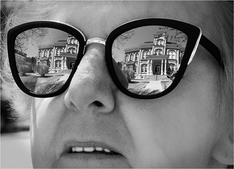 Bill Brown - Looking At The Courthouse - B IOM BW