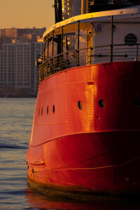 Tim Spindler-Color B-Red Boat-9.5 (IOM)